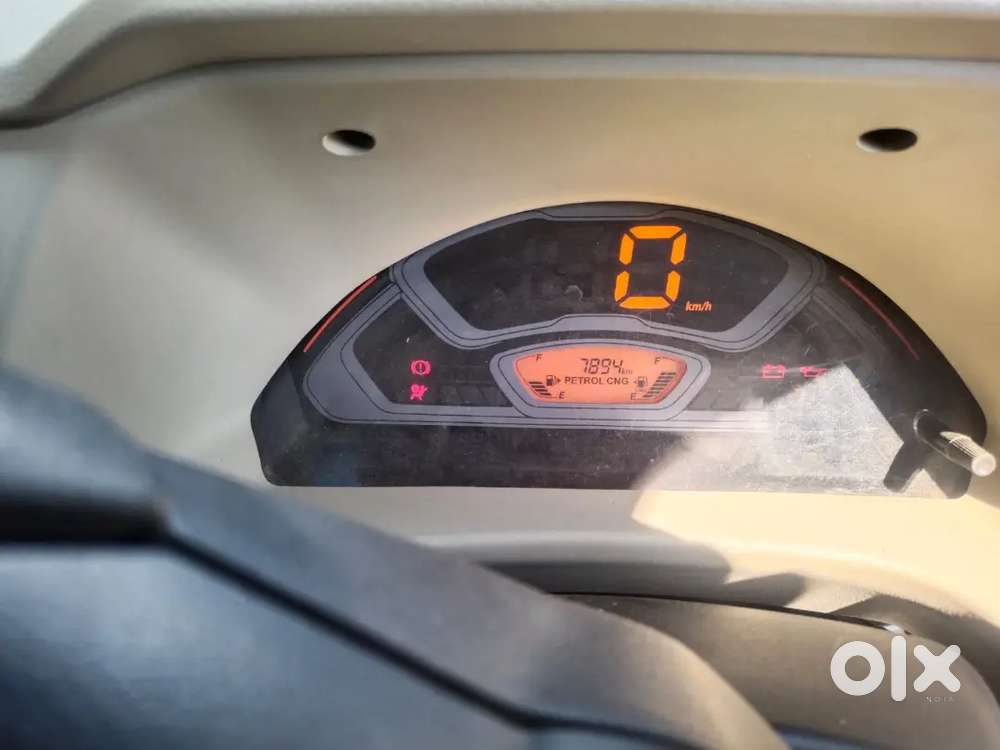 Maruti Suzuki Eeco 5 Siter Company Fiting Cng