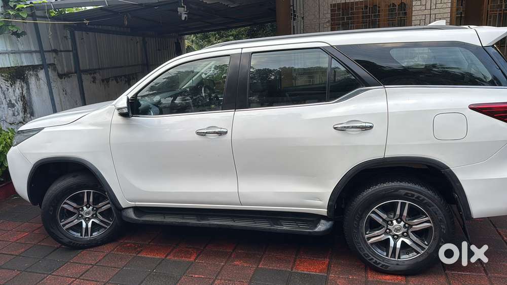 Toyota Fortuner 2017 Diesel 97000 Km Driven