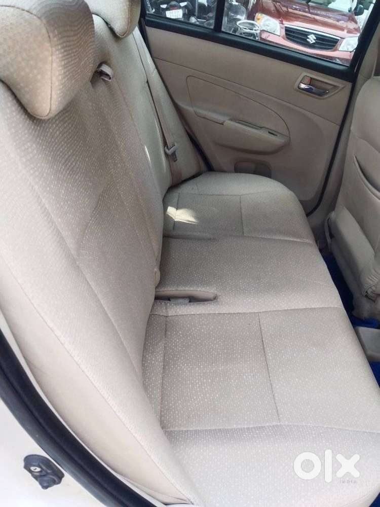 Maruti Suzuki Swift Dzire 1.2 Vxi Bsiv, 2014, Petrol