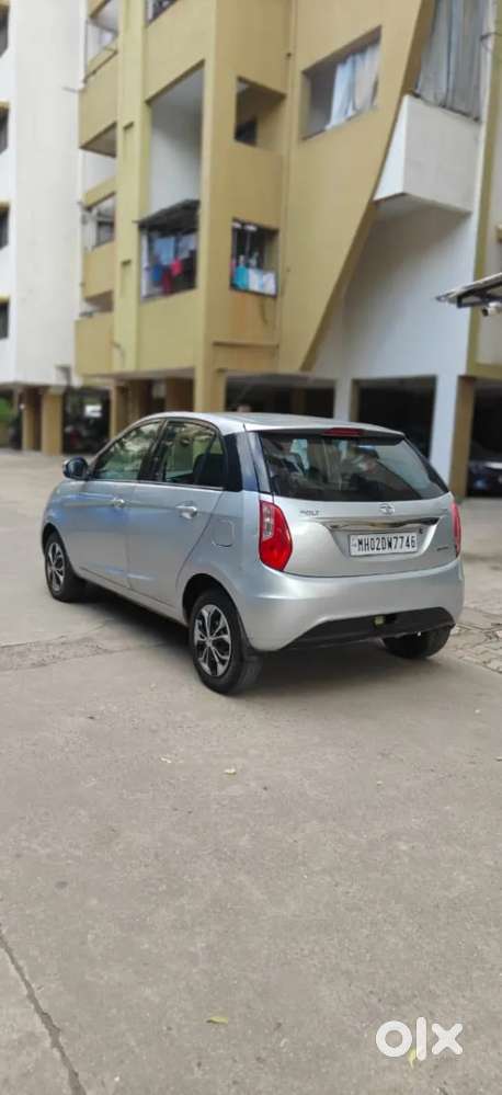 Tata Bolt Revotron Xt, 2015, Petrol