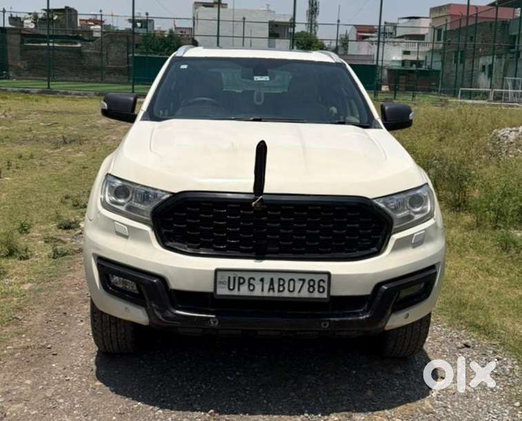Ford Endeavour 3.2 Titanium At 4x4, 2016, Diesel