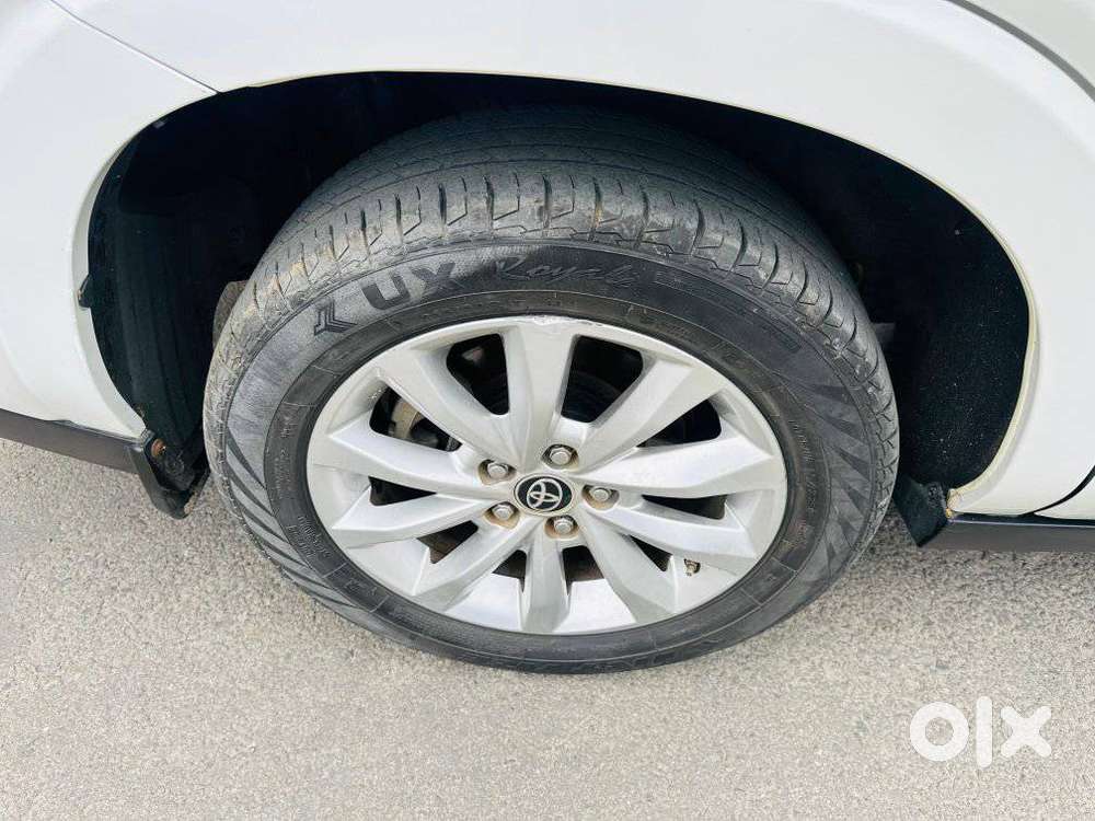 Toyota Innova Hycross 2.0 Vx Hybrid 7 Str, 2024, Petrol