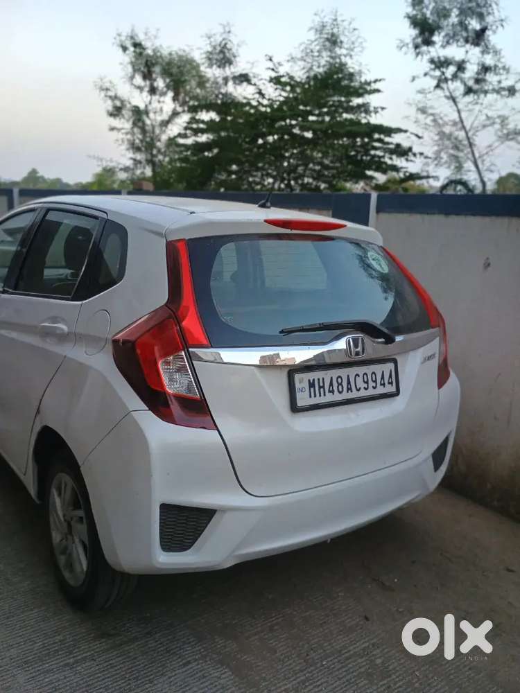Honda Jazz 2015 Cng & Hybrids Well Maintained