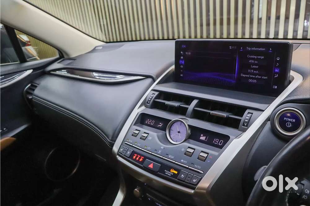 Lexus Nx, 2019, Petrol
