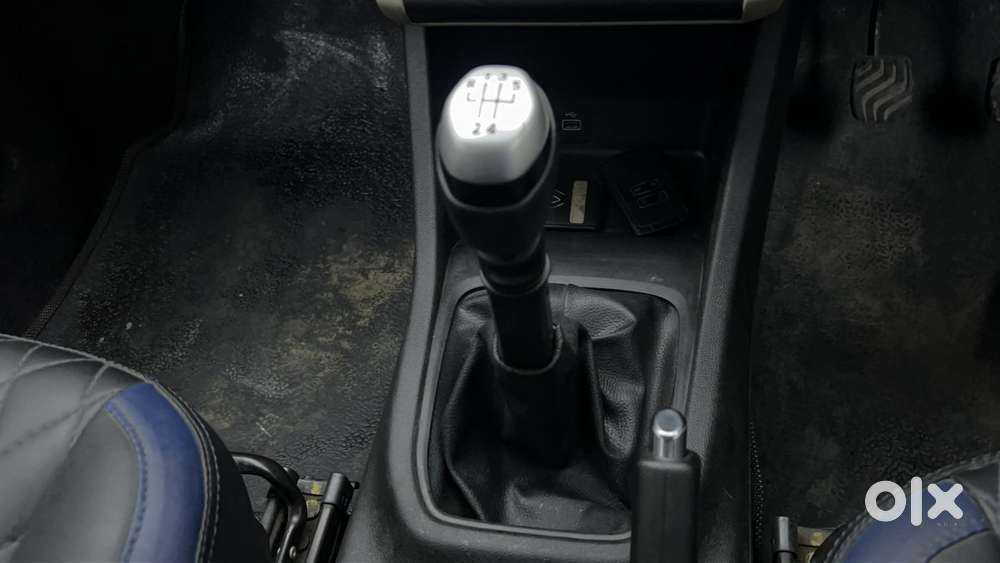 Renault Triber Rxz, 2021, Petrol