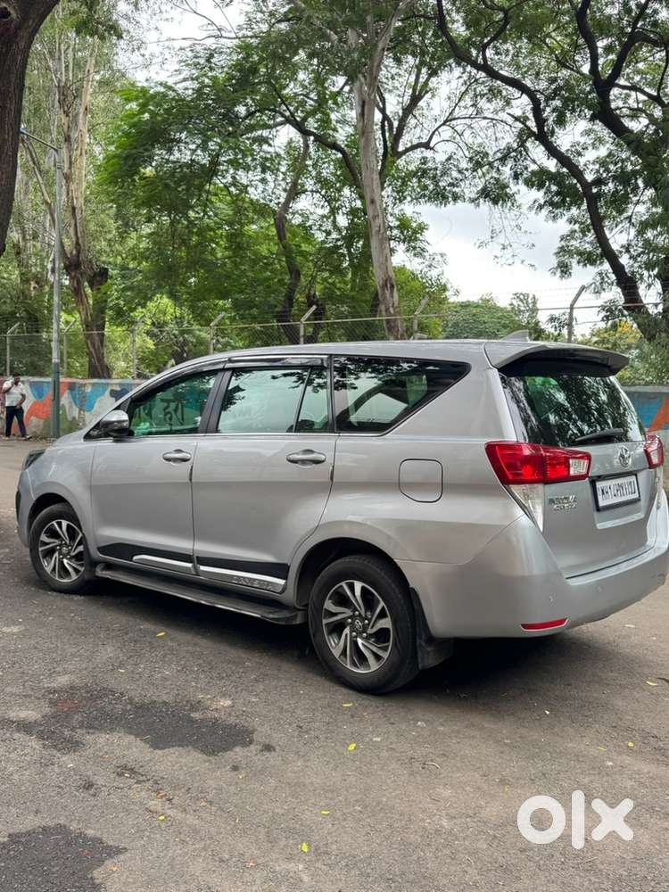 2022 Toyota Innova Crysta