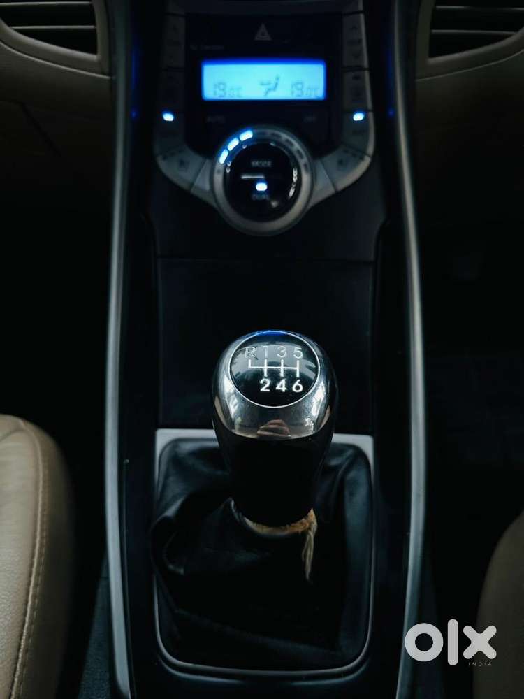 Hyundai New Elantra 2014 August Petrol Well Maintained