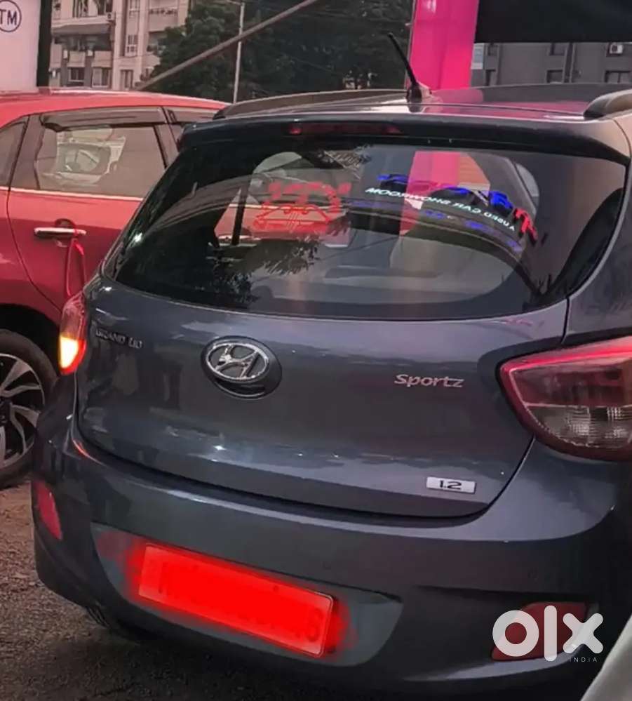 Hyundai Grand I10 Sportz Petrol 2015