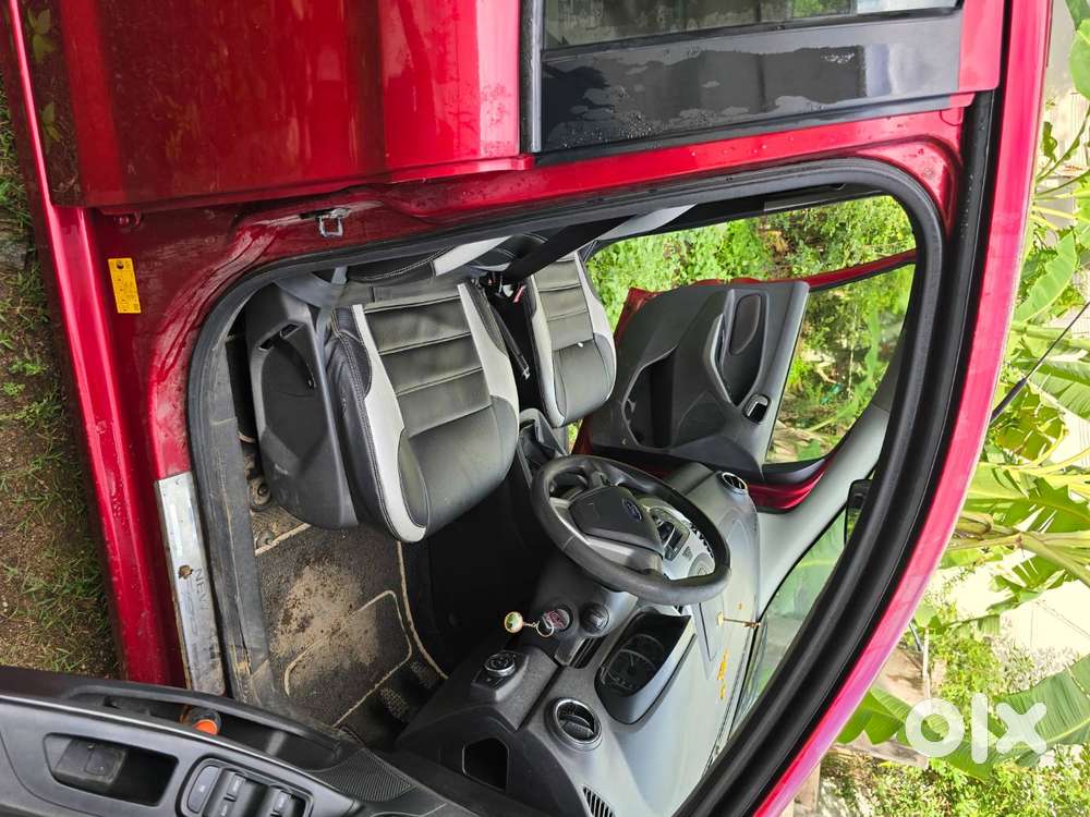 Very Well Maintained Millage 25km Per Litre