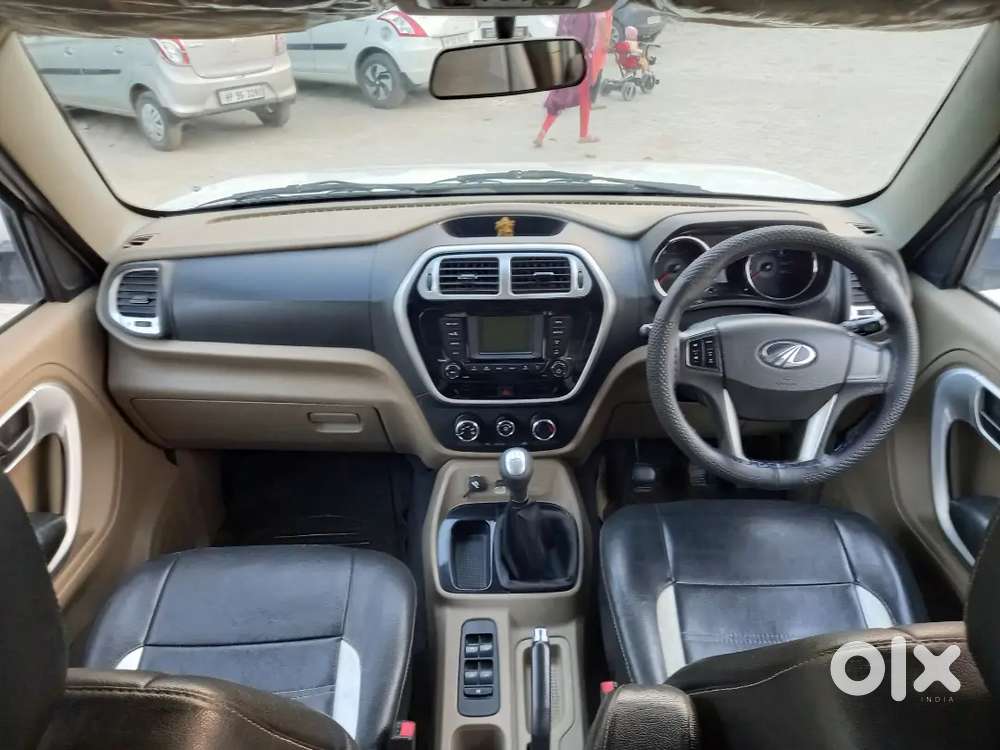 Mahindra Tuv 300 2015