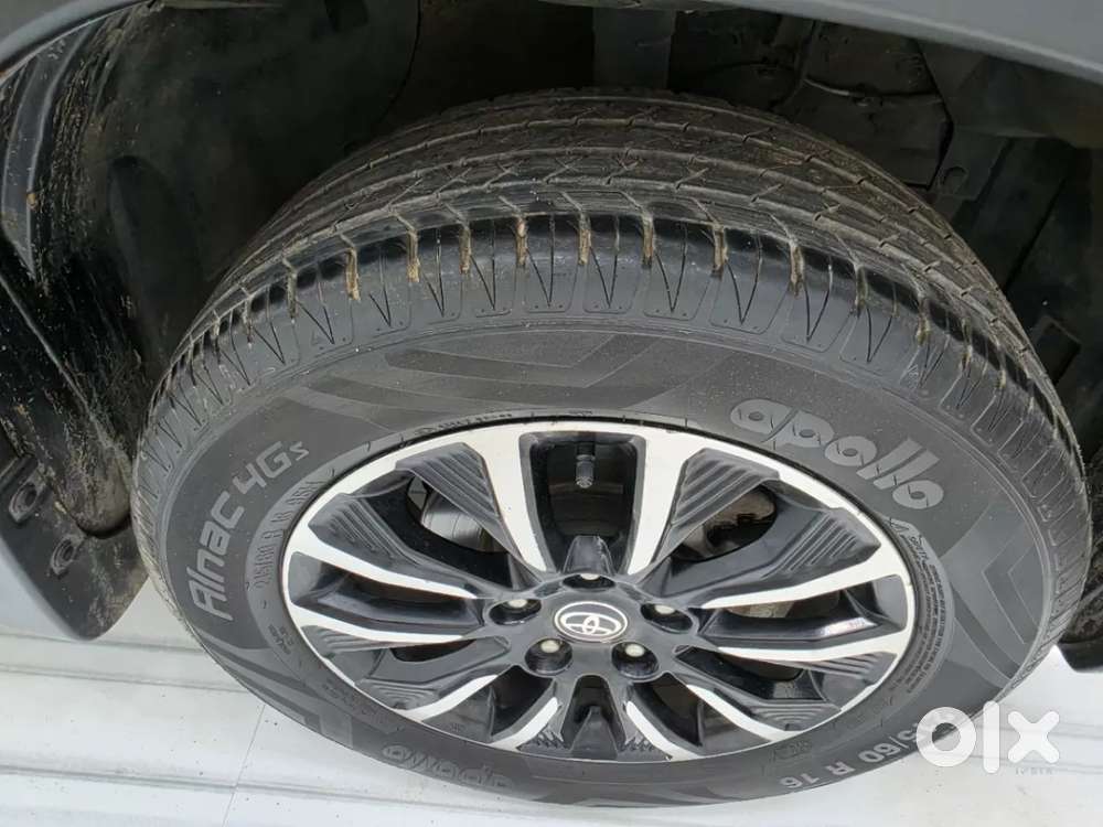 Toyota Urban Cruiser Cruiser Premium, 2021, Petrol