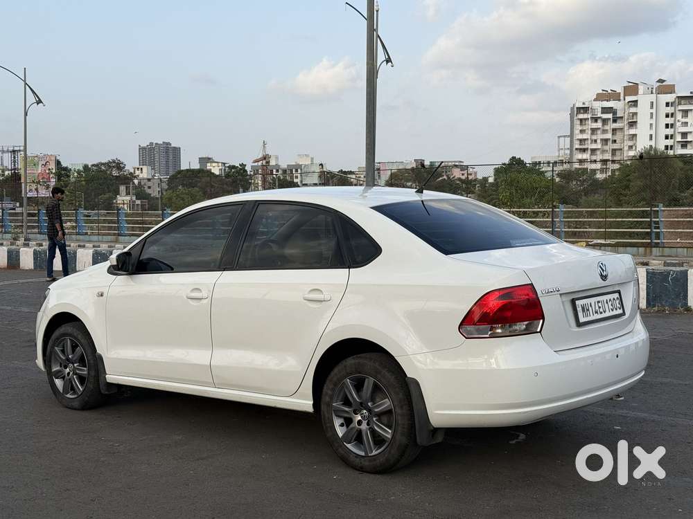 Volkswagen Vento 1.2 Tsi Highline At, 2015, Petrol