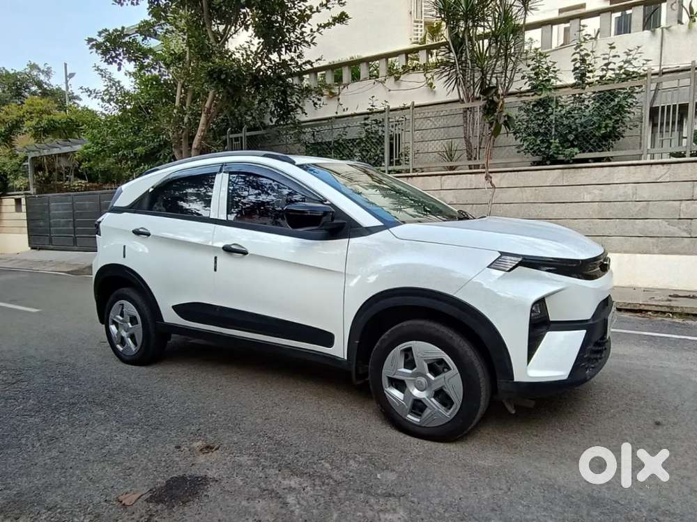 Tata Nexon Creative Plus 1.2 Revotron Petrol 6 Amt, 2024, Petrol