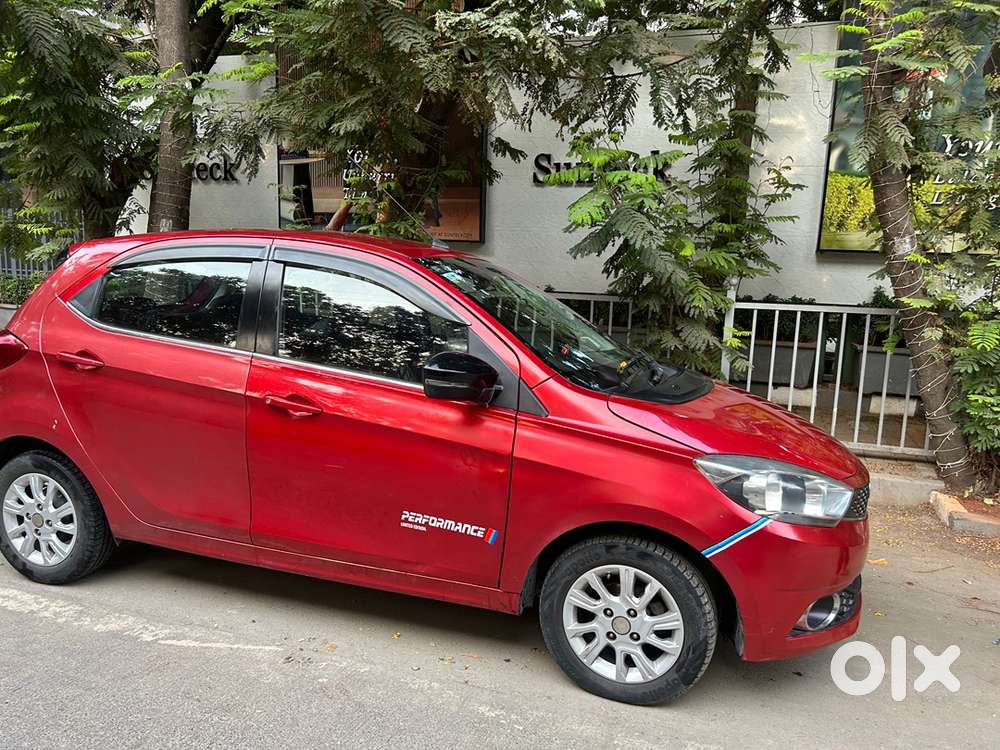 Tata Tiago Petrol 2017 Year