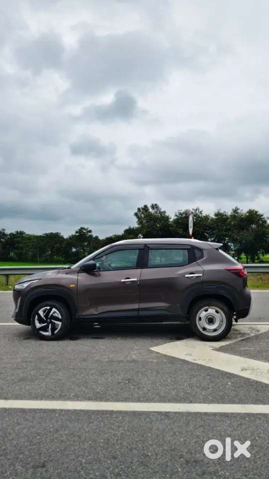 Nissan Magnite 1.0 Xv, 2022, Petrol