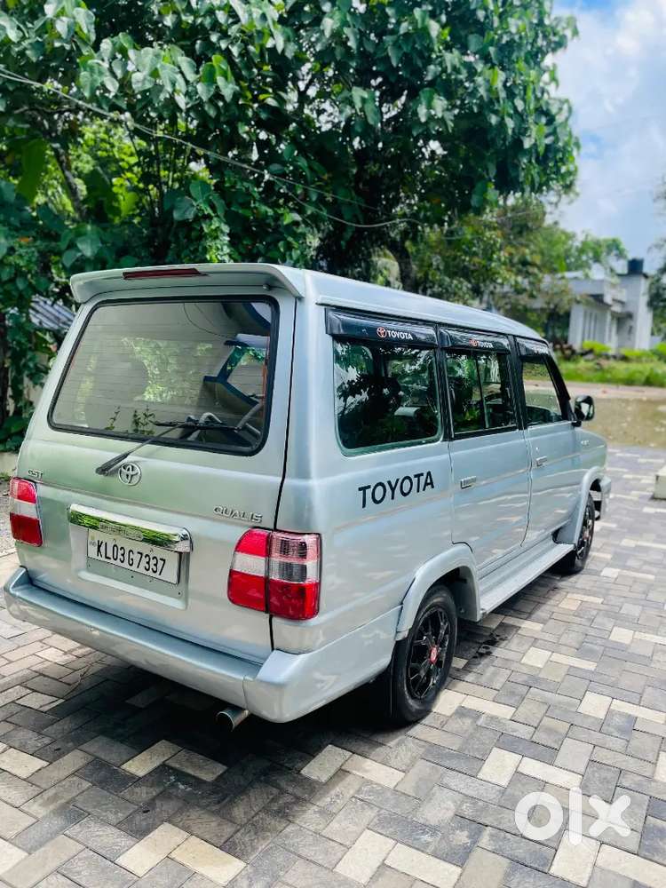 Toyota Qualis 2002 Diesel Well Maintained