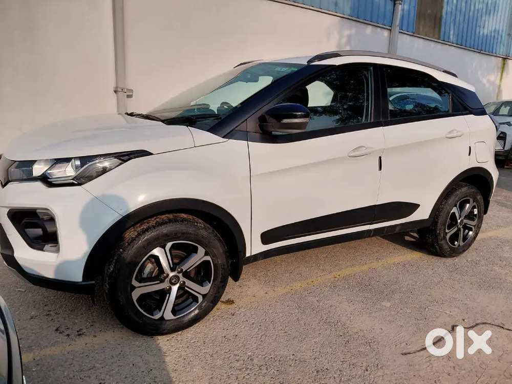 Tata Nexon Petrol Automatic 2022