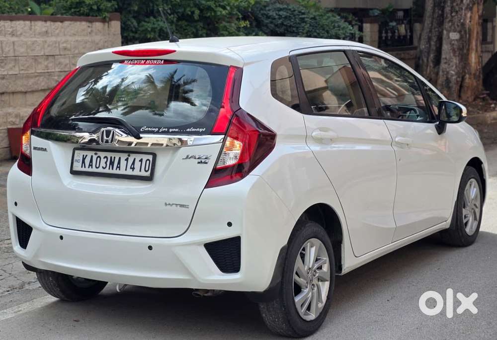 Honda Jazz V Automatic, 2017, Petrol