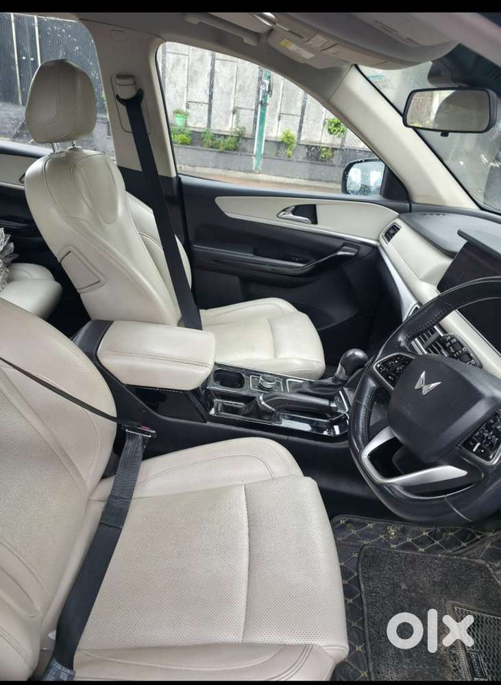 Mahindra Xuv700 Ax7 At Diesel 2022