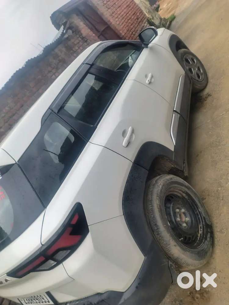 Maruti Suzuki Brezza 2023 Petrol 31000 Km Driven