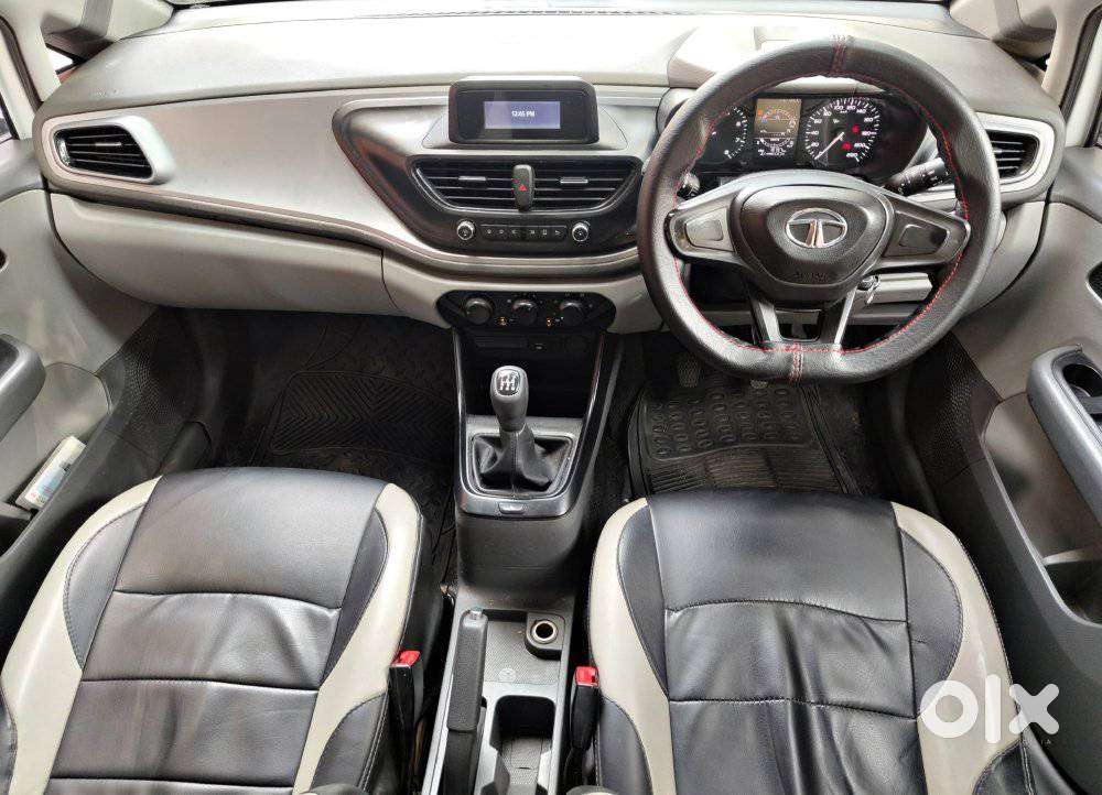 Tata Altroz 1.2 Xm, 2024, Petrol