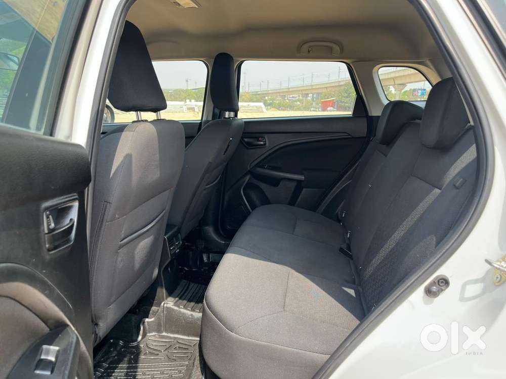 Maruti Suzuki Brezza 1.5 Vxi Smart Hybrid, 2023, Petrol