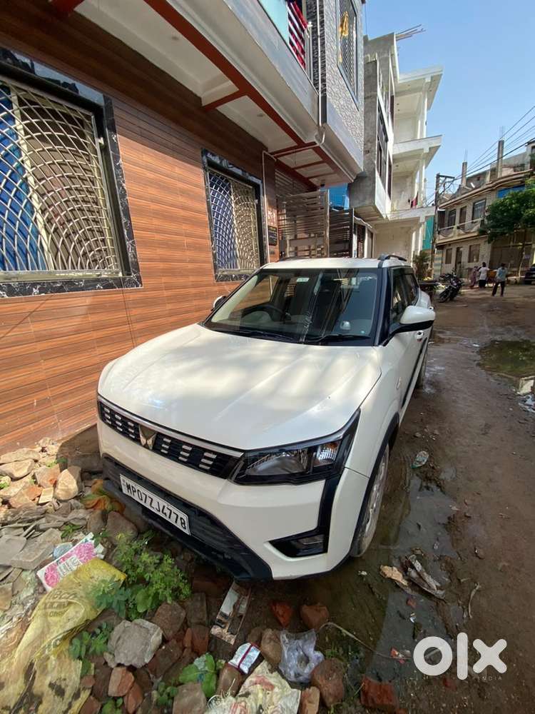 Mahindra Xuv300 Petrol 2023