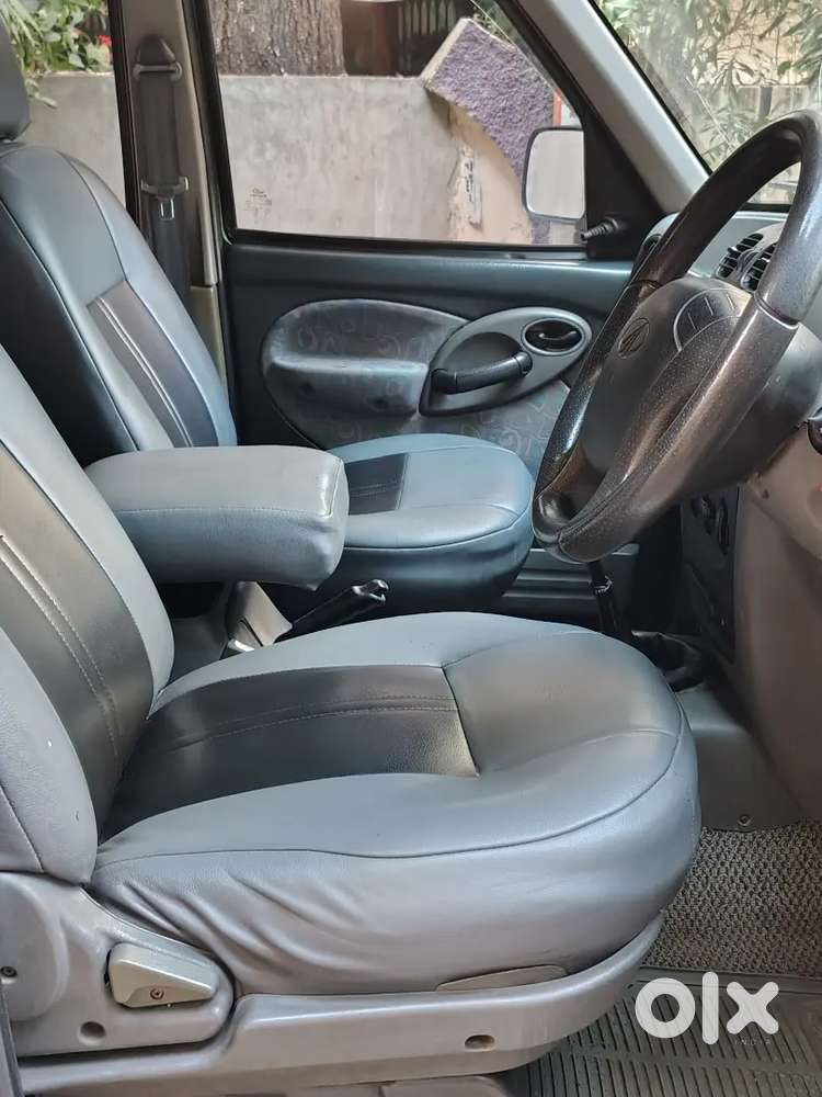 Mahindra Scorpio 2003