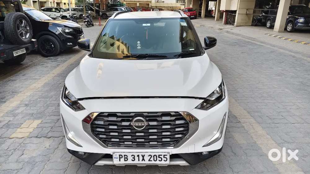 Nissan Magnite 2022 Petrol Well Maintained.