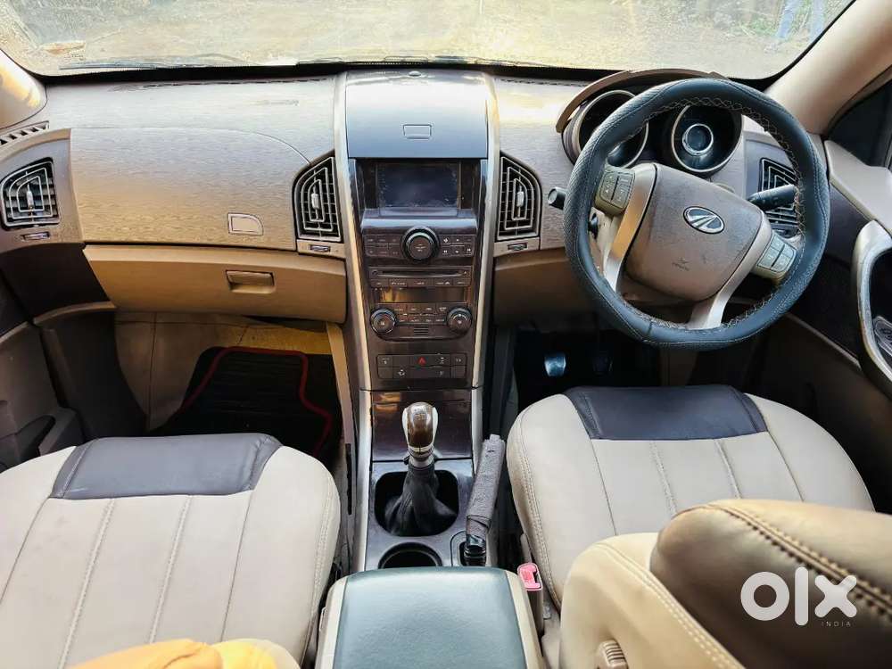 Mahindra Xuv500 W8 2012