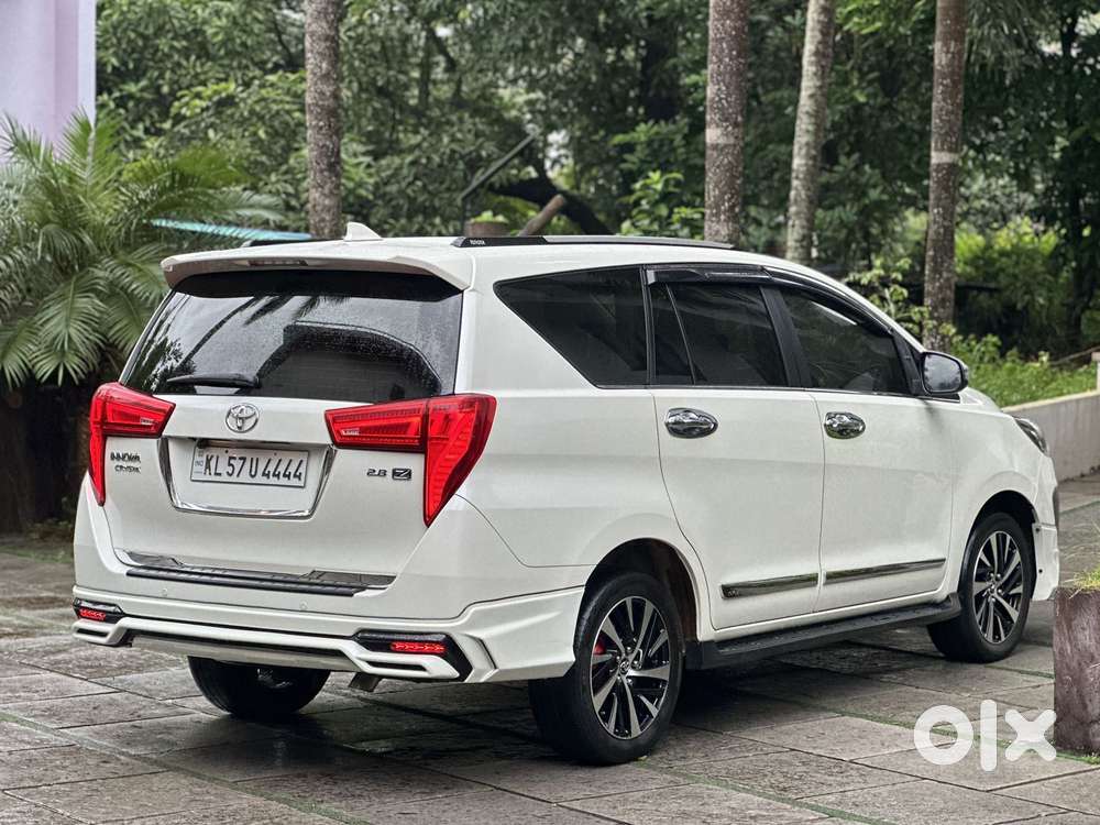 Toyota Innova Crysta 2.8z Automatic, 2019, Diesel