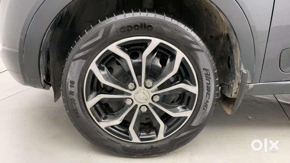 Tata Nexon 1.5 Revotorq Xm, 2018, Diesel