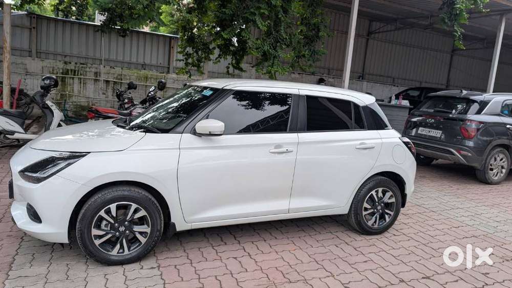 Maruti Suzuki Swift Zxi Plus, 2025, Petrol