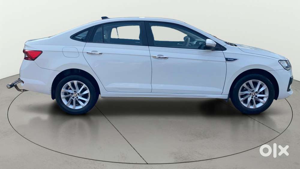 Skoda Slavia 1.0 Ambition Tsi At, 2024, Petrol