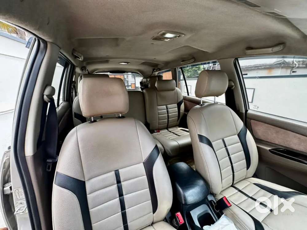 Toyota Innova Diesel 2015 2.5g E4 Bs4 8s