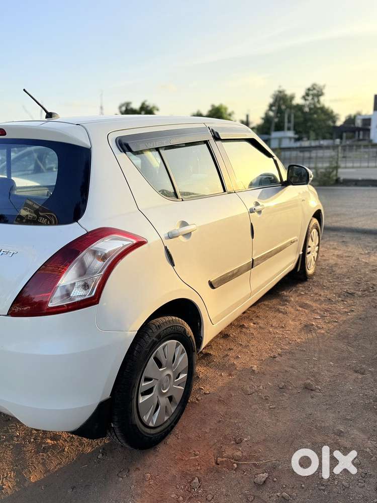 Maruti Suzuki Swift Vdi Bs Iv, 2014, Diesel