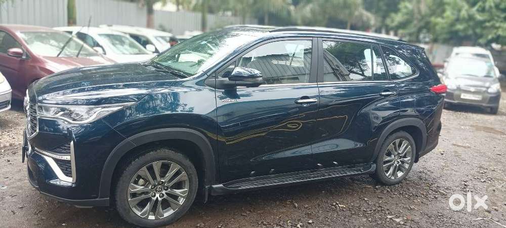 Toyota Innova Hycross 2.0 Zx Hybrid 7 Str, 2025
