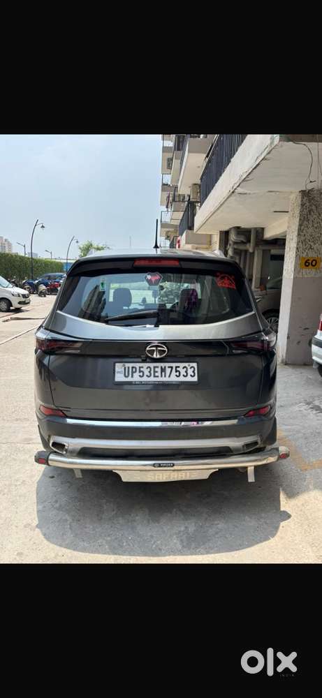 2023 Tata Safari Diesel Manual