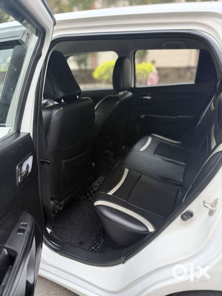 Maruti Suzuki Swift Vxi 1.2 Abs Bs-iv, 2018, Petrol
