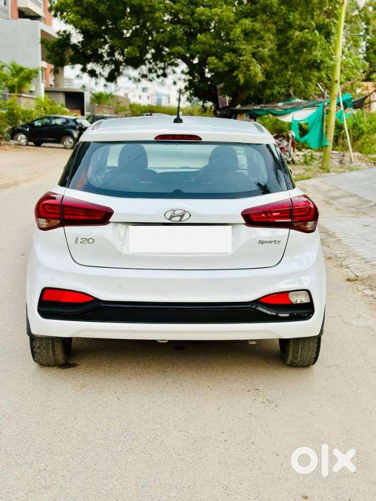 Hyundai I20 Sportz Plus, 2020, Petrol
