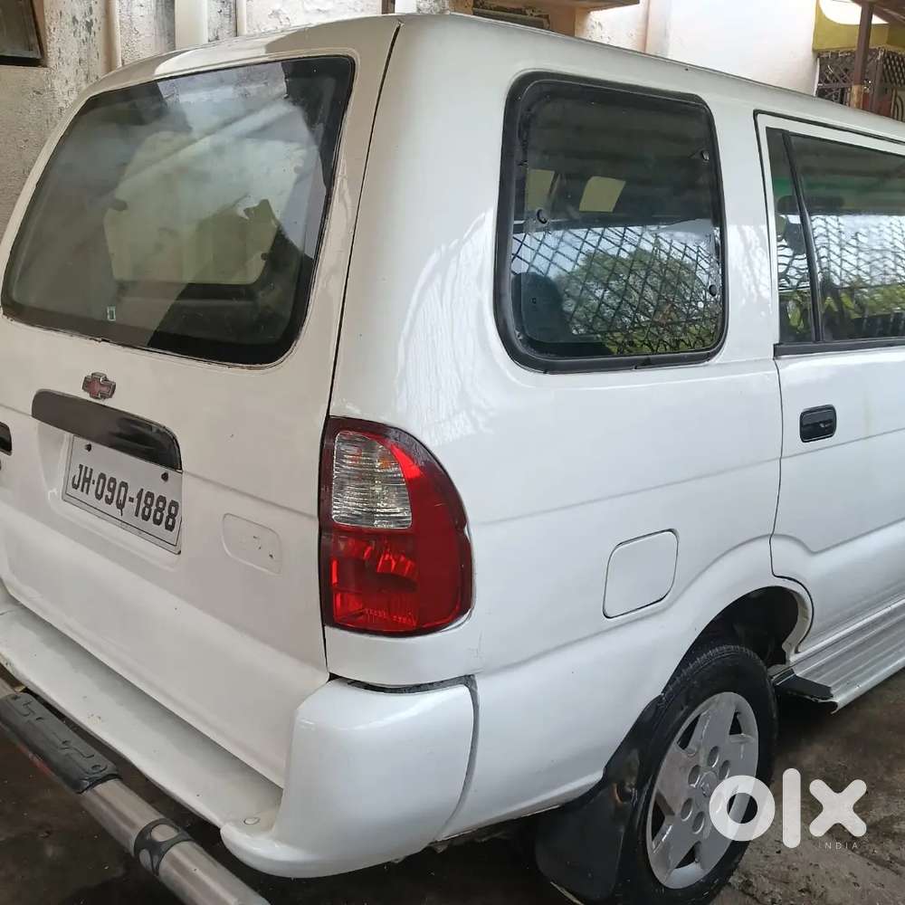 Mahindra Xylo 2010