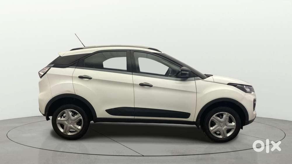 Tata Nexon 1.5 Revotorq Xm, 2020, Diesel