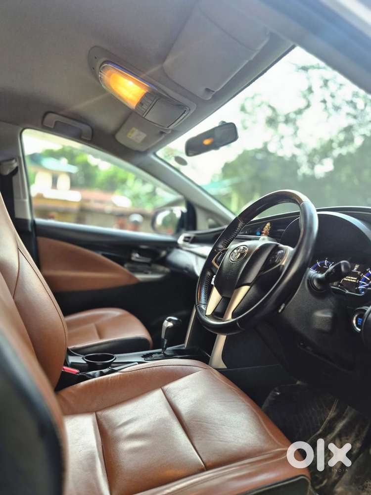 Toyota Innova Crysta 2.8z Automatic, 2019, Diesel