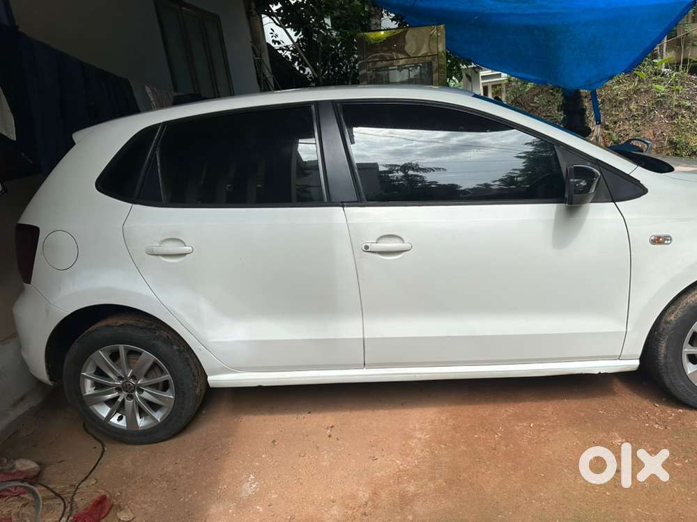 Volkswagen Polo Petrol Manual 2010