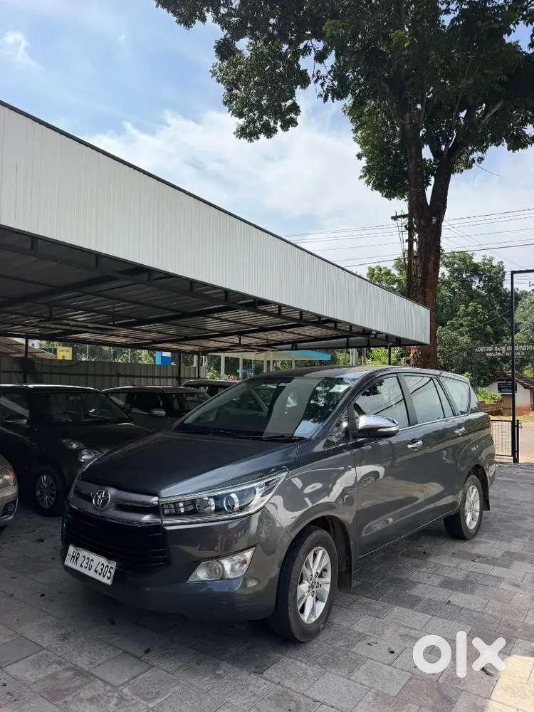 Toyota Innova Crysta 2017