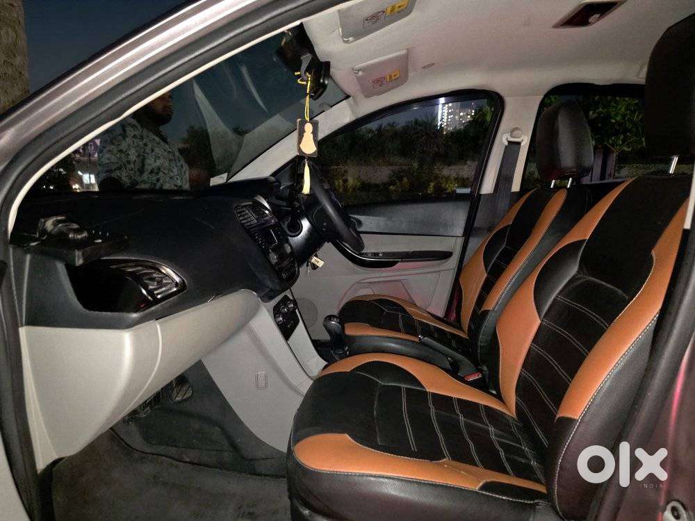 Tata Tiago, 2016, Petrol