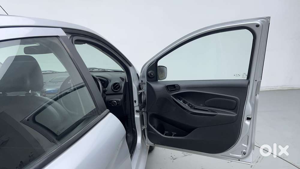 Ford Figo Titanium, 2020, Petrol