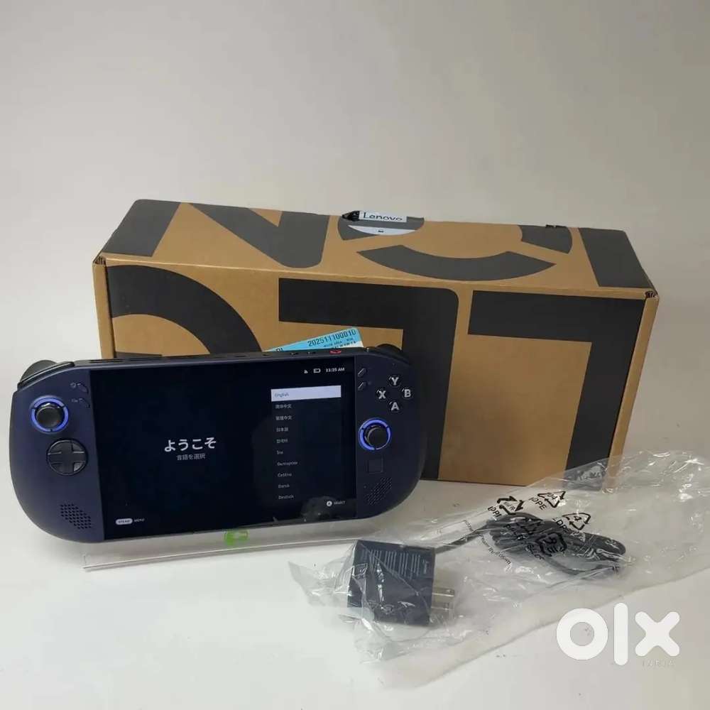 Lenovo Legion Go S with SteamOS 8 AMD Ryzen Z2 Go 16GB RAM 512GB