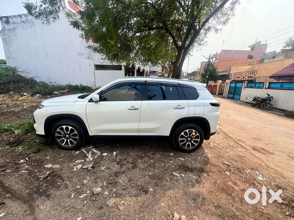 Maruti Suzuki Grand Vitara 2025 Petrol Well Maintained