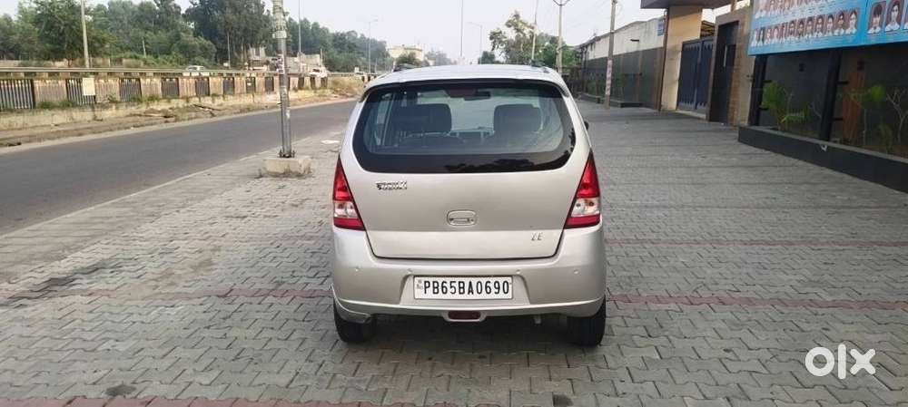 Maruti Suzuki Zen Estilo Lxi Bs Iv, 2011, Petrol